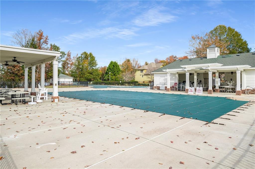 Townhomes at Eastlake Summergrove - Residential