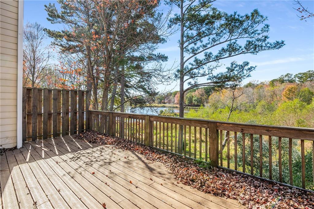 Townhomes at Eastlake Summergrove - Residential