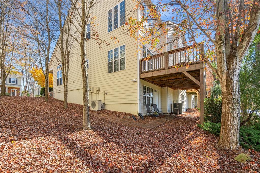 Townhomes at Eastlake Summergrove - Residential