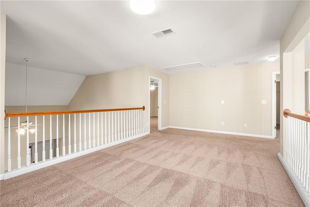 Townhomes at Eastlake Summergrove - Residential