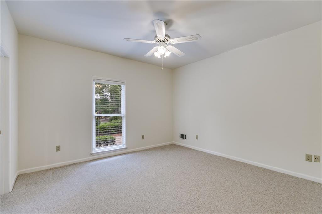 9395 Clublands Drive, Alpharetta, Georgia image 25