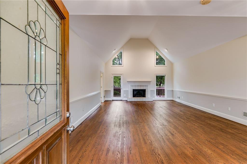 9395 Clublands Drive, Alpharetta, Georgia image 7