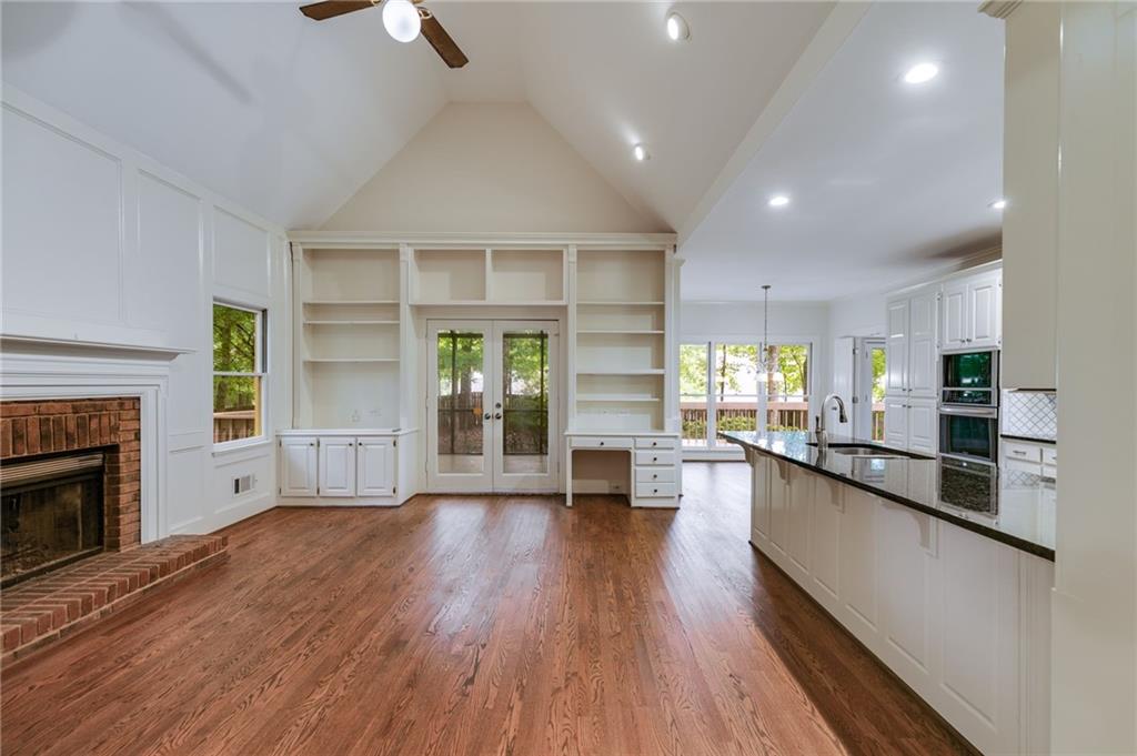 9395 Clublands Drive, Alpharetta, Georgia image 22