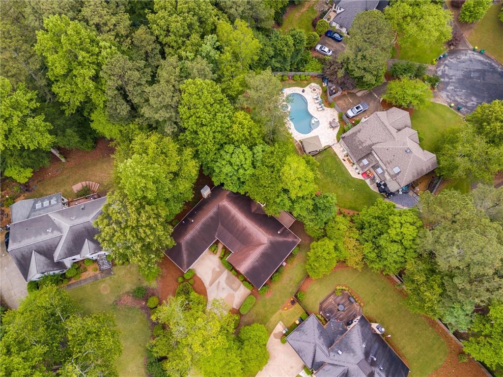 9395 Clublands Drive, Alpharetta, Georgia image 42