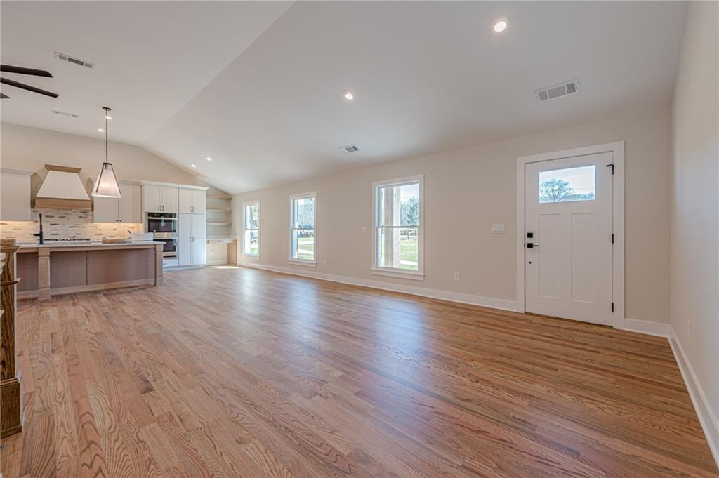 1209 County Line Road