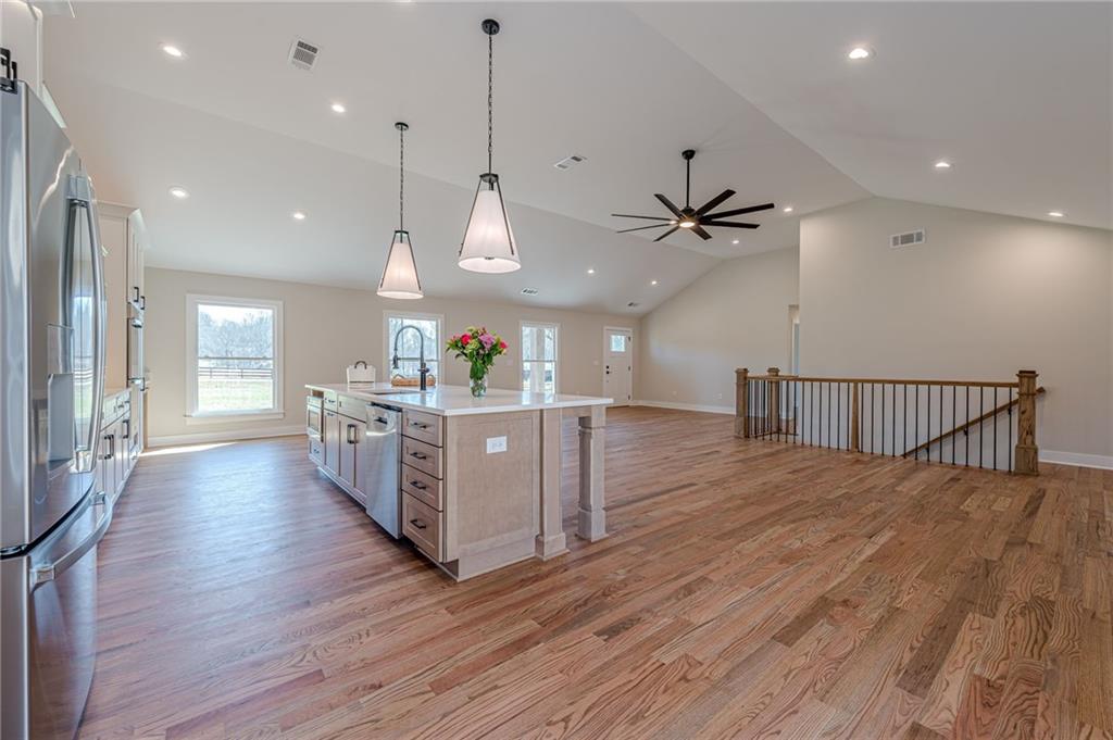 1209 County Line Road