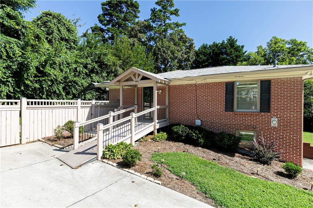 2133 Sandy Plains Road