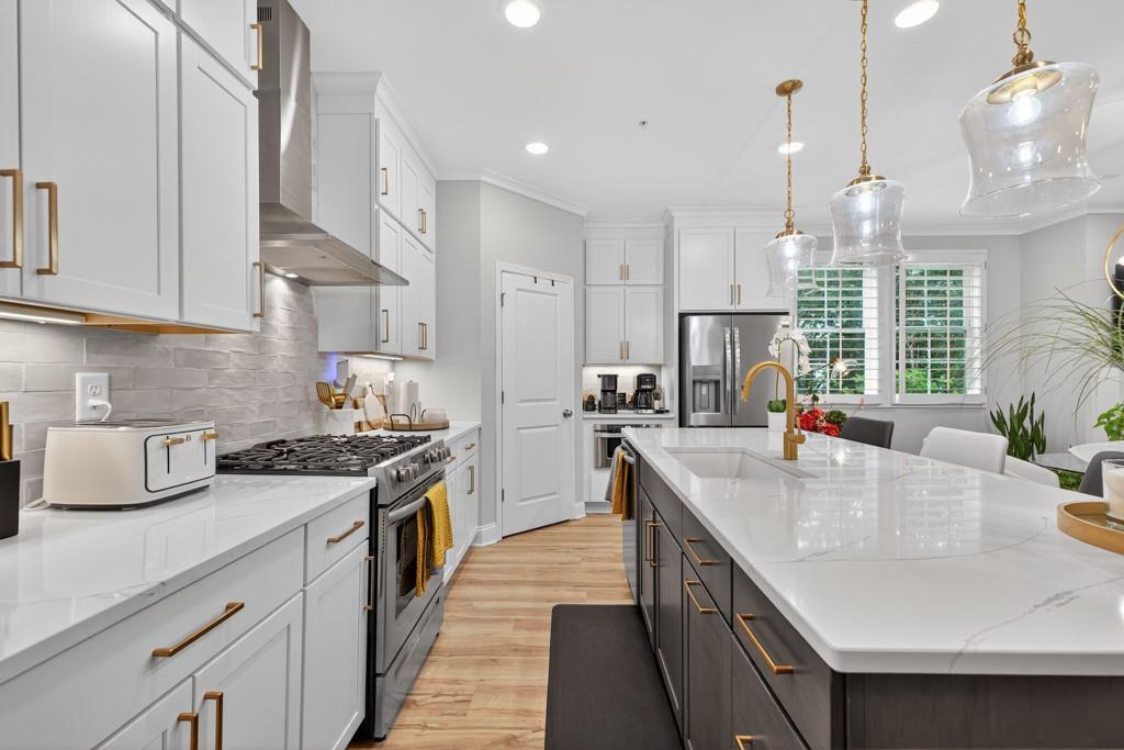 425 Retreat Lane