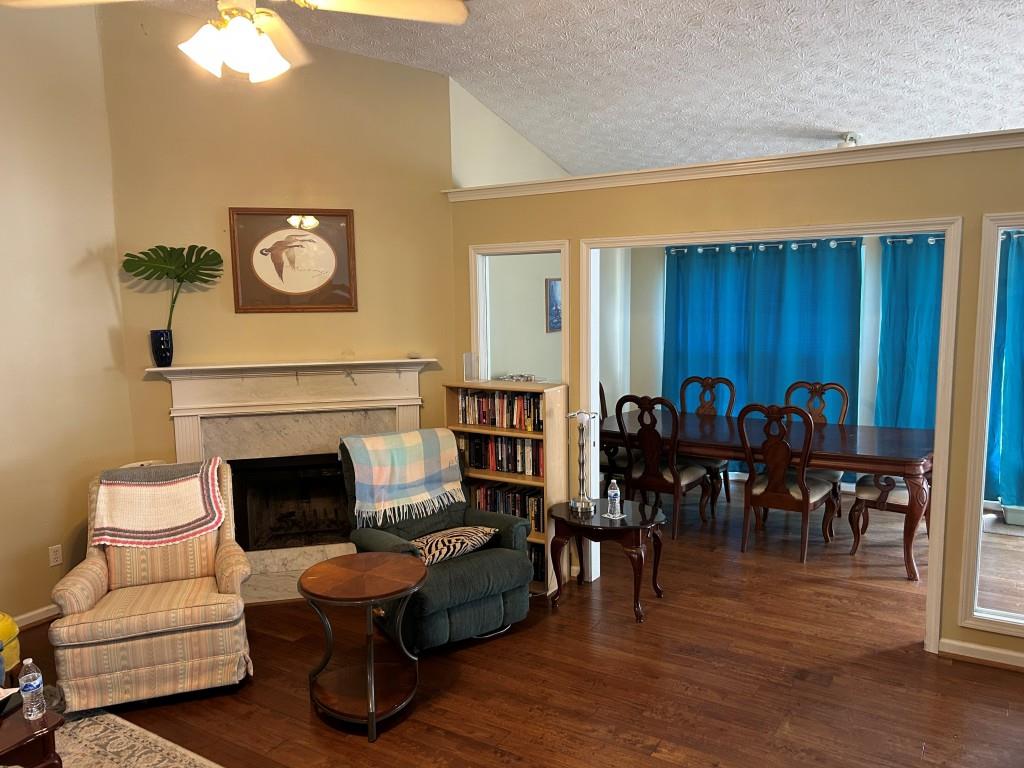 Huntington Park - Residential