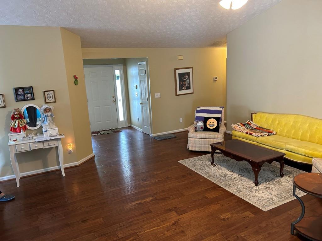 2256 Hansford Pass