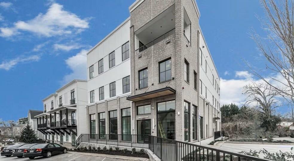 150 Fowler Street 300