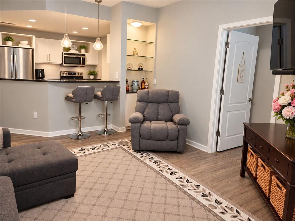 390 17th Street NW 3062