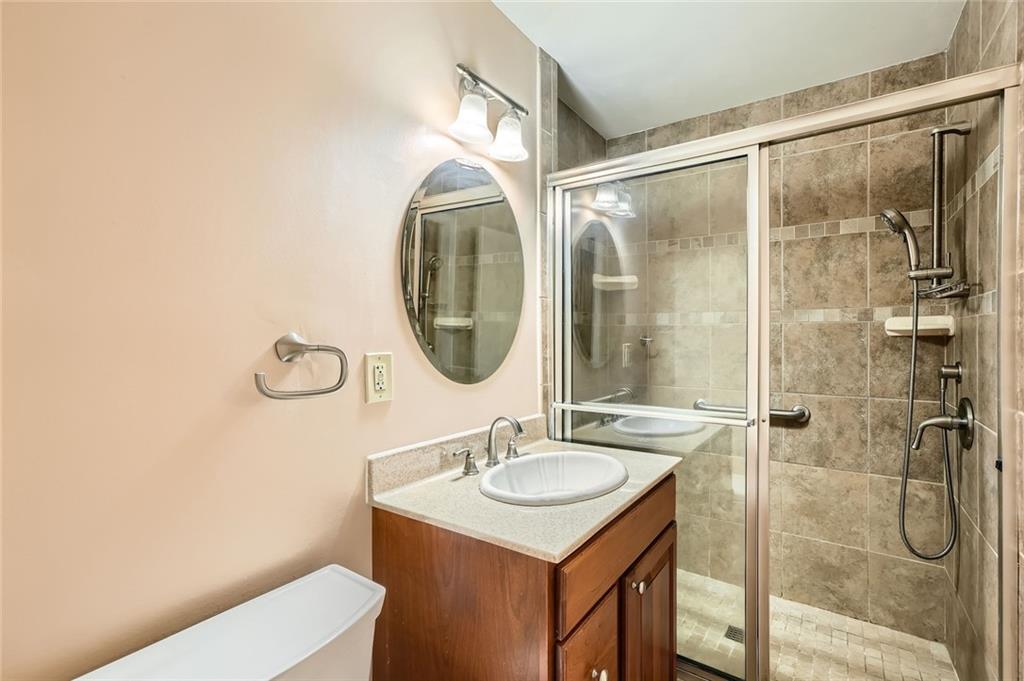 421 Fond Du Lac Drive, Stone Mountain, Georgia image 6