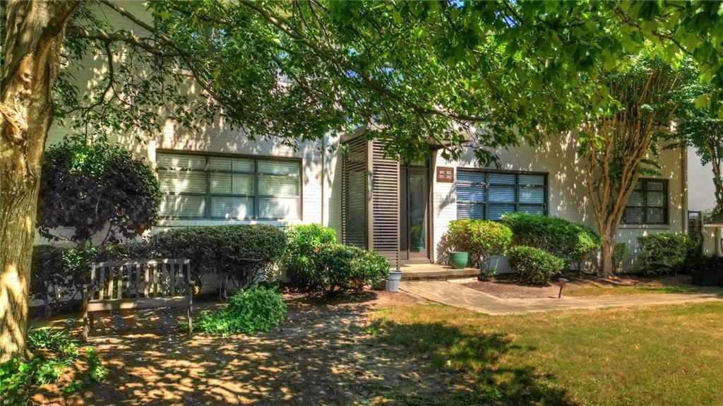 808 Greenwood Avenue NE 101