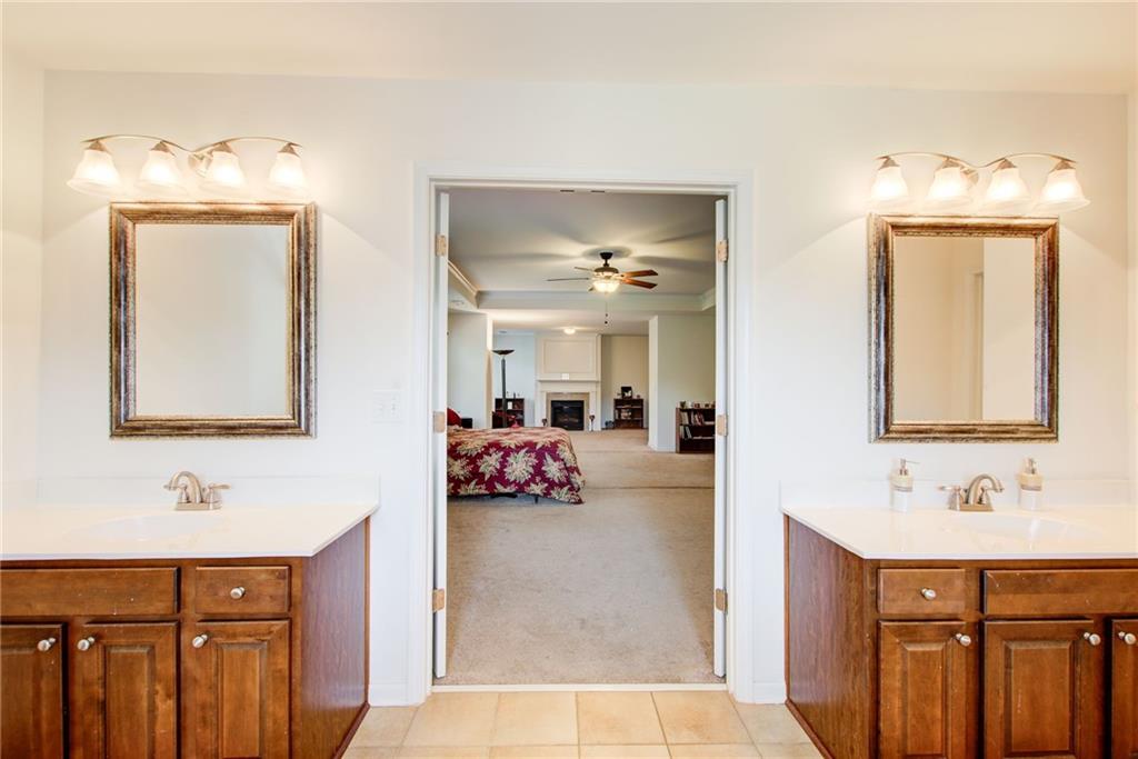 1250 Edgebrook Lane, Snellville, Georgia image 30