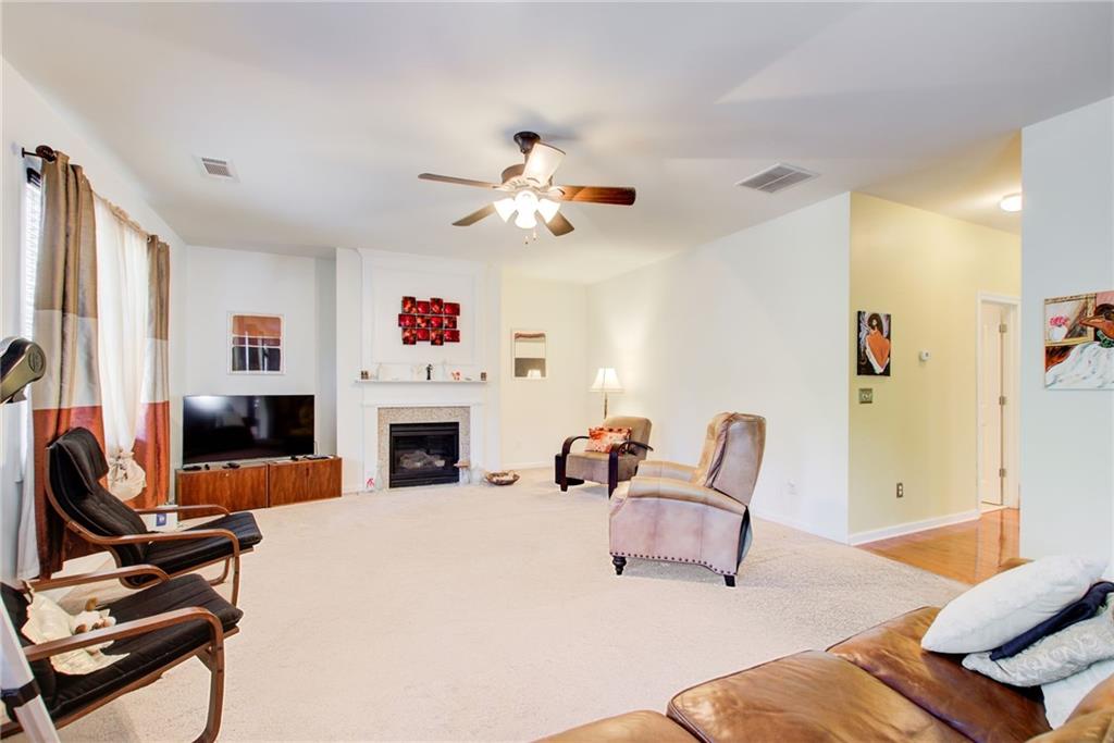 1250 Edgebrook Lane, Snellville, Georgia image 17