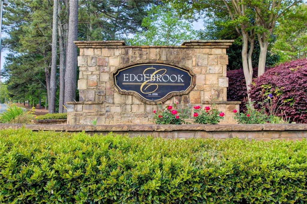 1250 Edgebrook Lane, Snellville, Georgia image 37