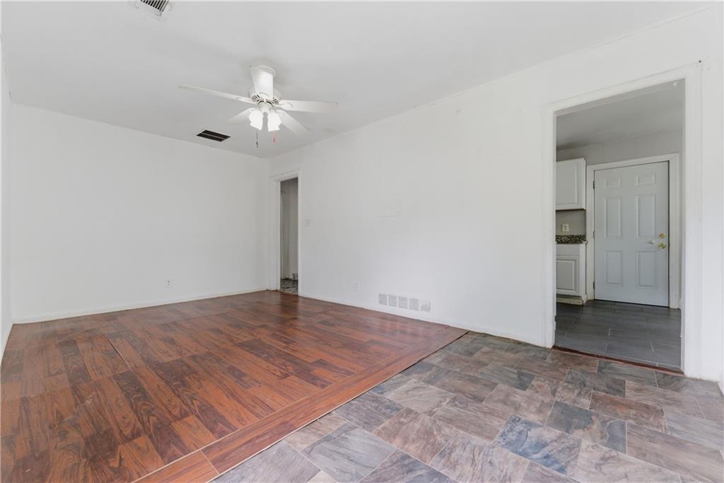 254 Pauladean Circle SE