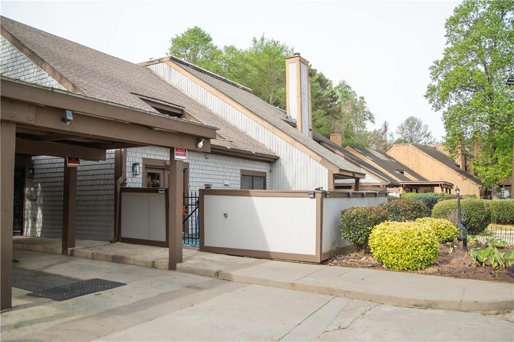 77 Willowick Drive