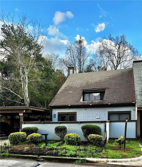 Condo For Sale - 77 Willowick Drive<br/> Dekalb County, Lithonia, GA 30038