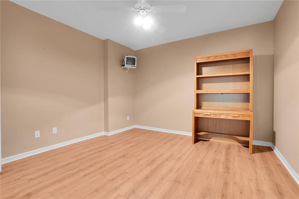 WATERFORD GREEN - Residential