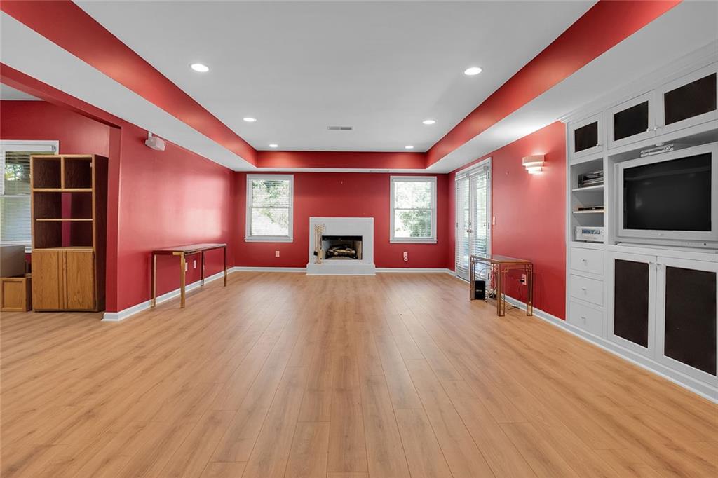 WATERFORD GREEN - Residential