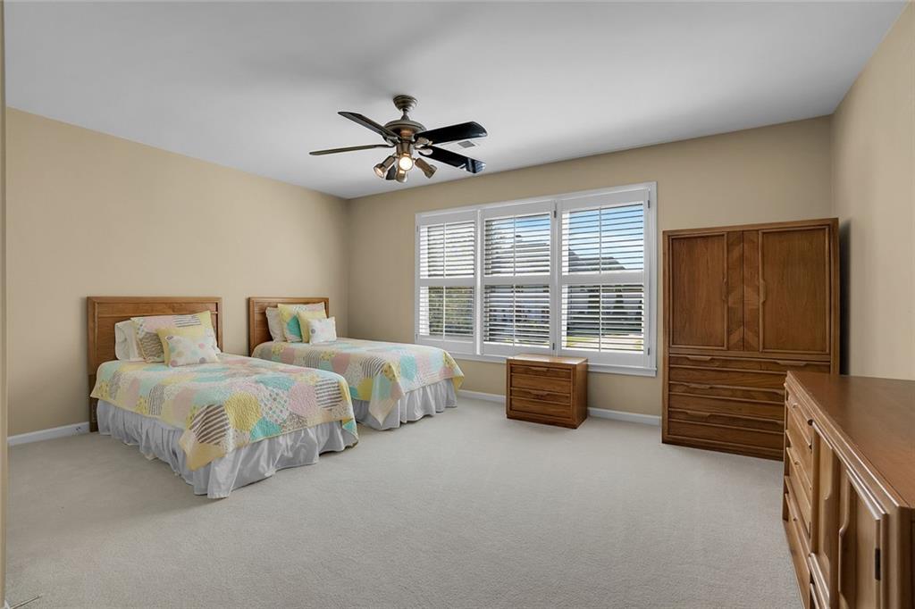 WATERFORD GREEN - Residential