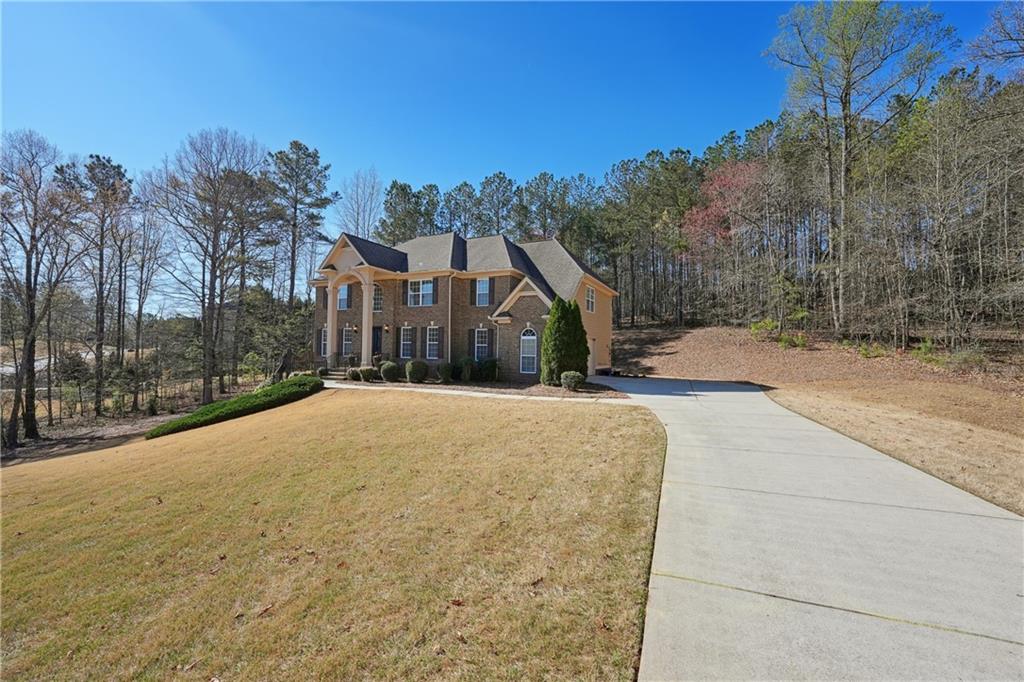 5615 Toccoa Drive, Douglasville, Georgia image 2