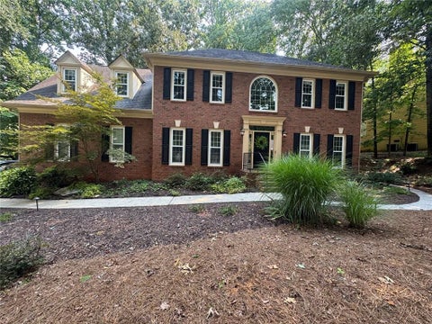 Homes For Sale - 2652 Forest Meadow Lane<br/> Lawrenceville, GA 30043