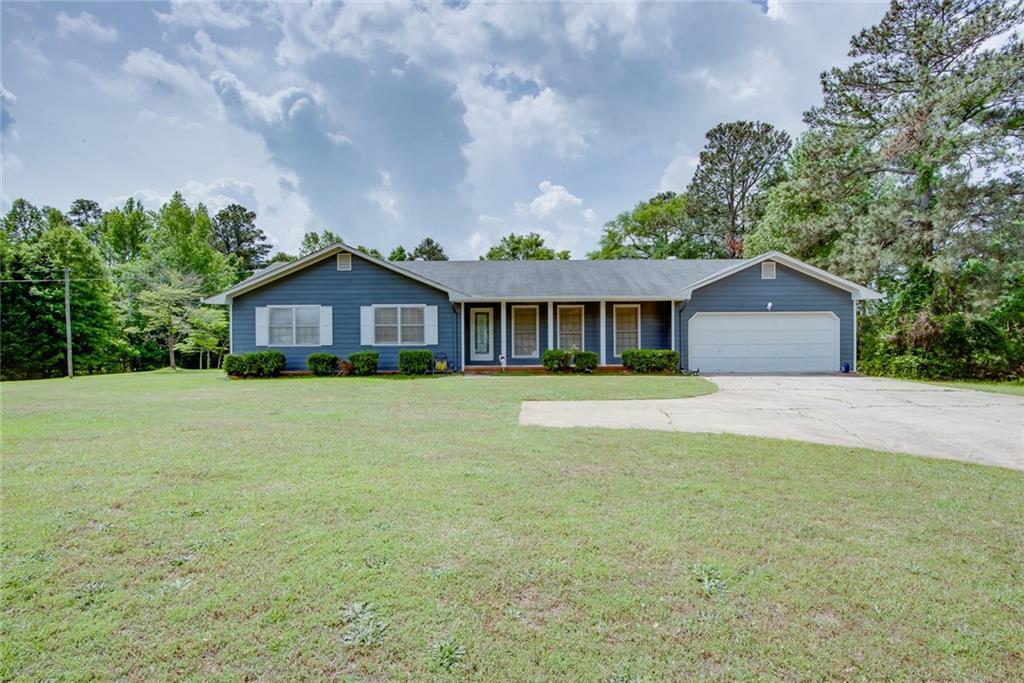 203 Leigh Drive, Ellenwood, Georgia image 1