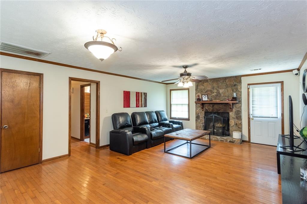 203 Leigh Drive, Ellenwood, Georgia image 7