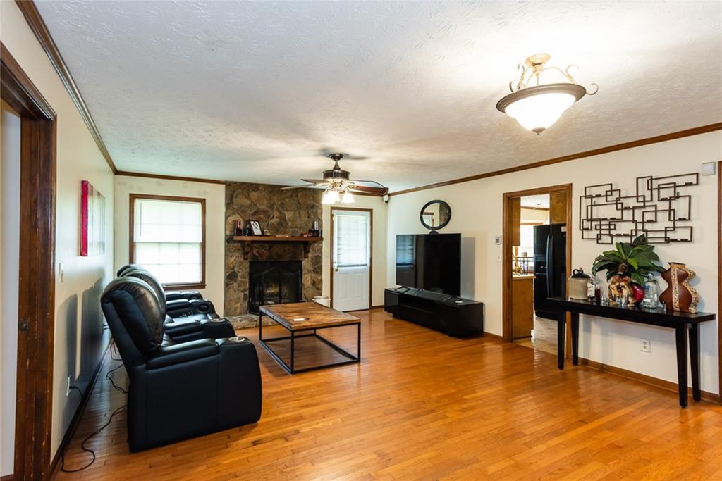 203 Leigh Drive, Ellenwood, Georgia image 4
