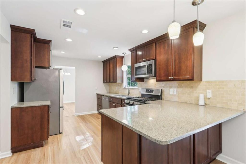 6230 Lillie Lane, Cumming, Georgia image 4