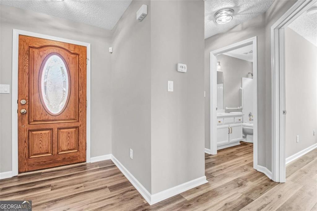 215 Prominent Loop