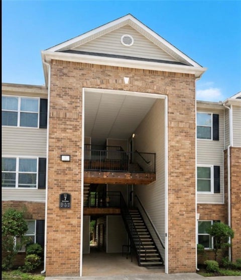 Condo For Sale - 7202 Par Four Way<br/> Dekalb County, Lithonia, GA 30038