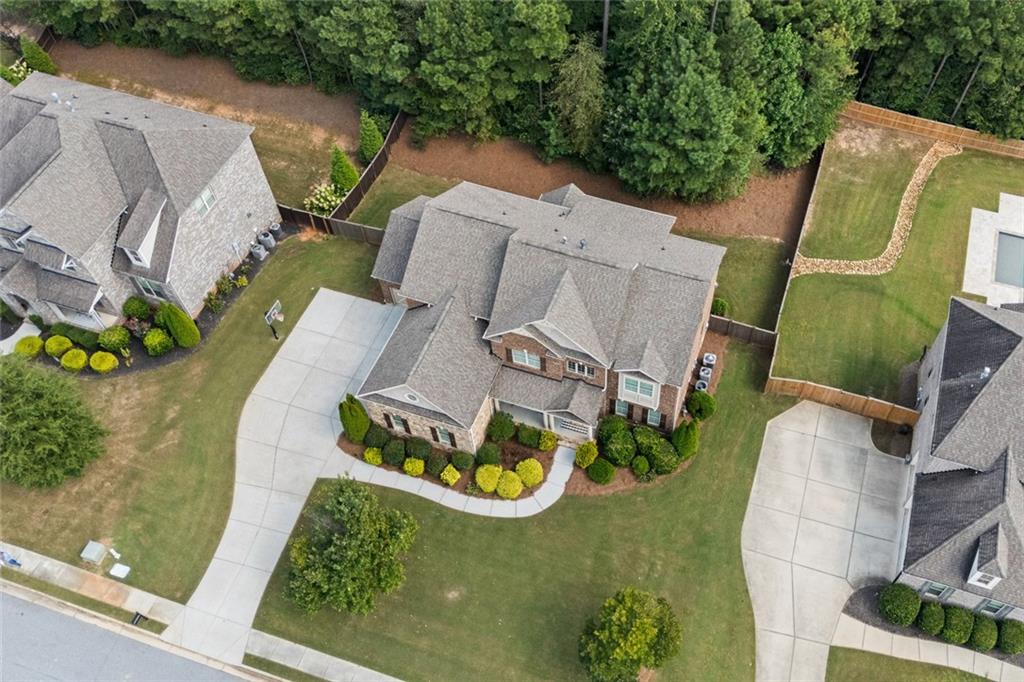 2736 Glenkenchie Court NW