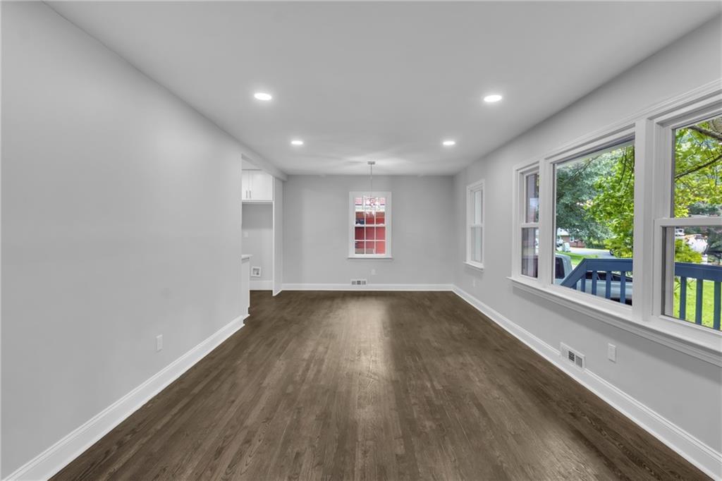 831 Daniell Drive SE