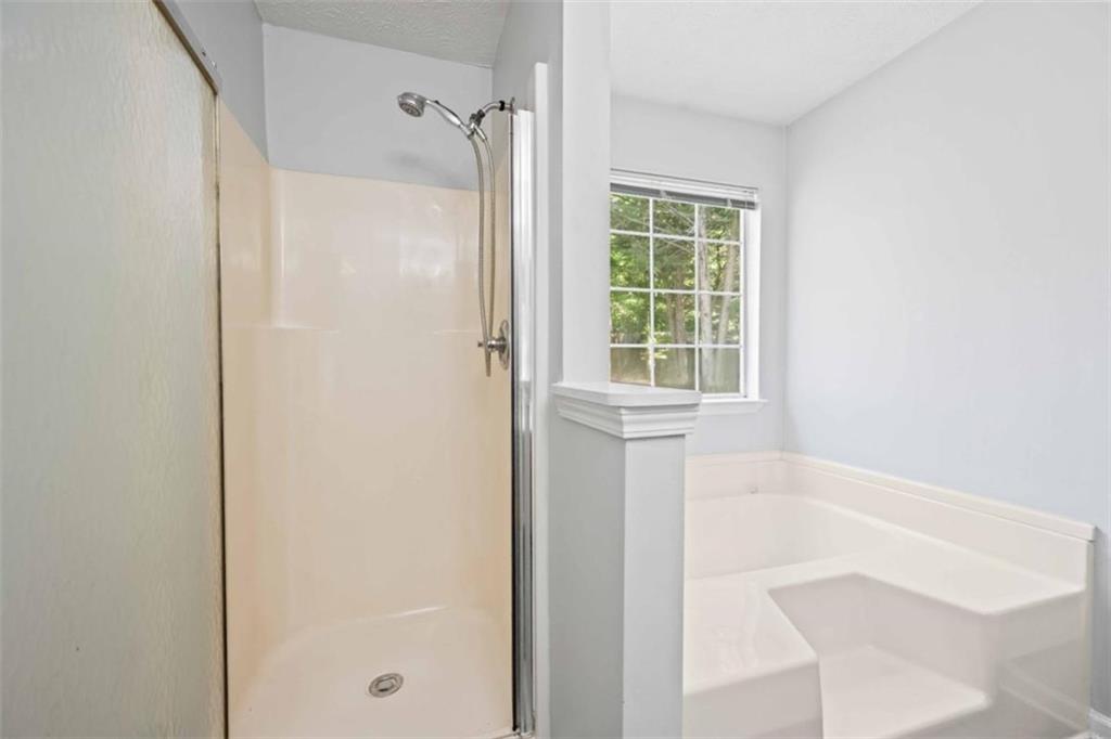 648 Bellingham Drive, Sugar Hill, Georgia image 13