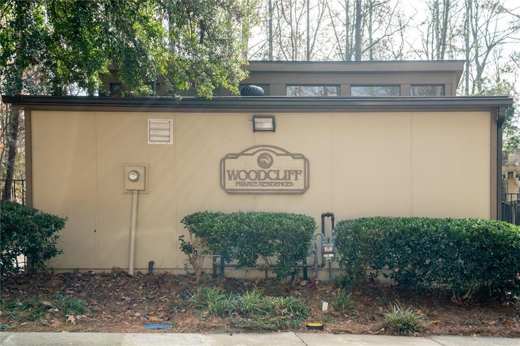 401 Woodcliff Drive, Atlanta, Georgia image 21