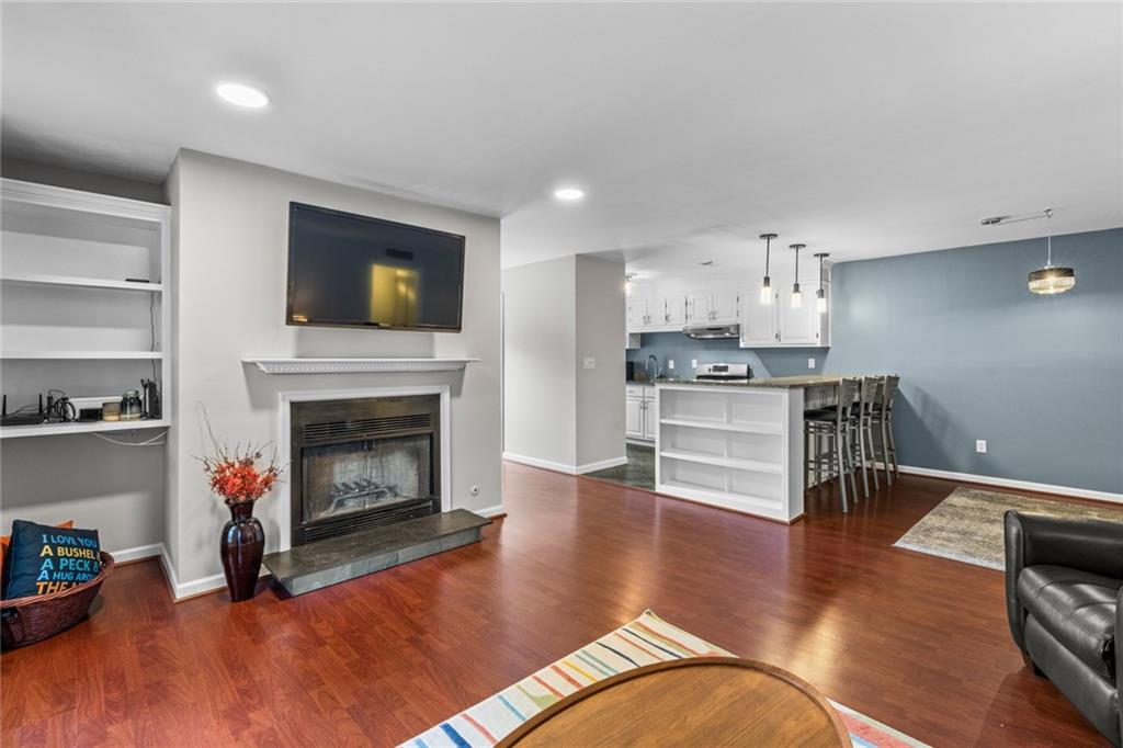 401 Woodcliff Drive, Atlanta, Georgia image 7