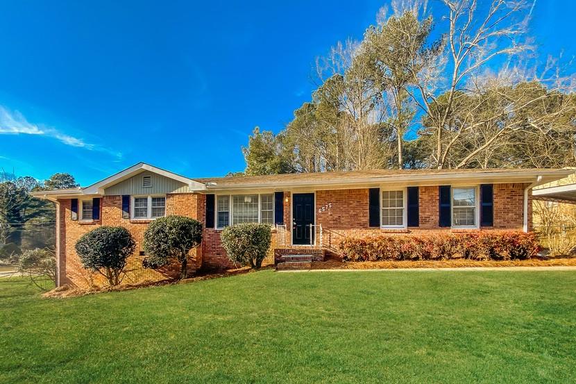 6575 Wendell Circle, Morrow, Georgia image 1