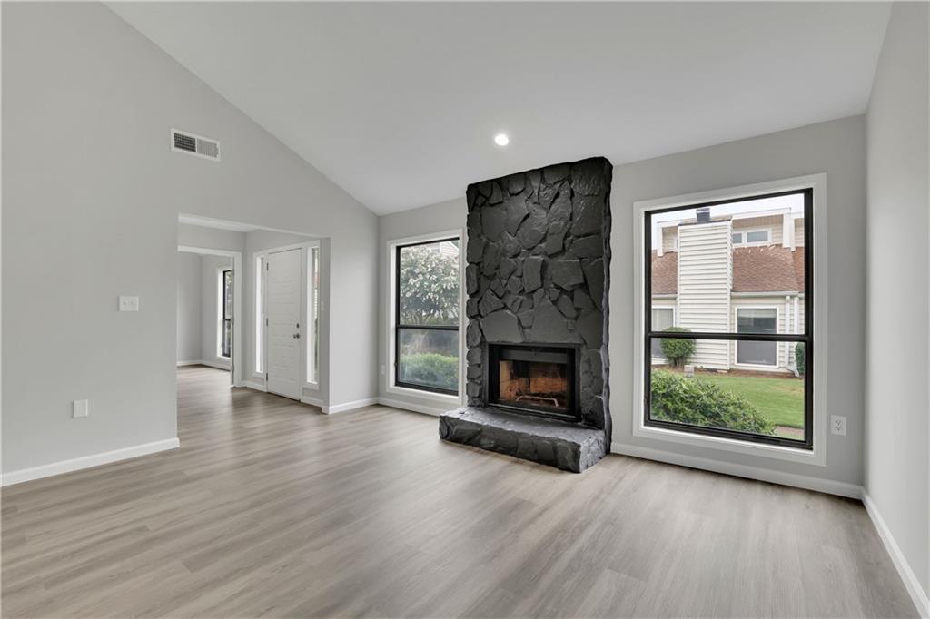 833 Serramonte Drive