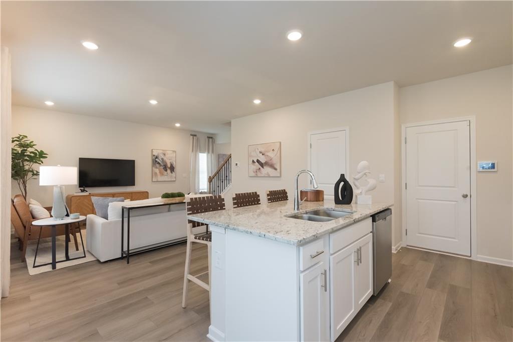 2848 Aralynn Way