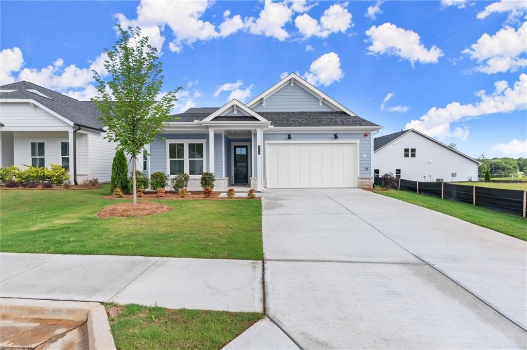 484 Fescue Court NW
