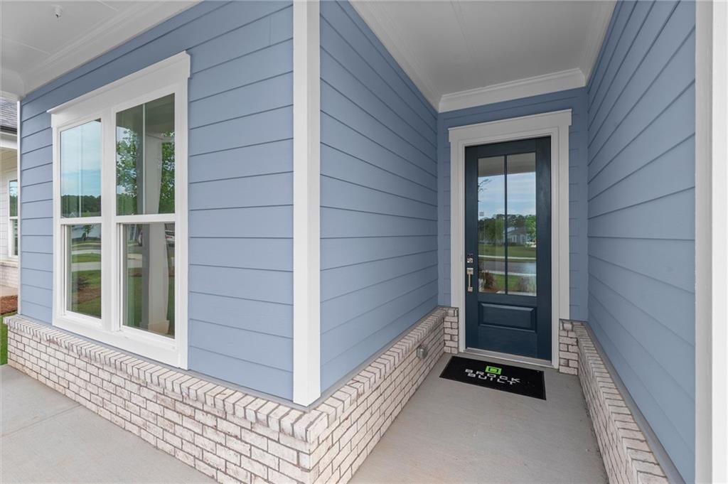 484 Fescue Court NW
