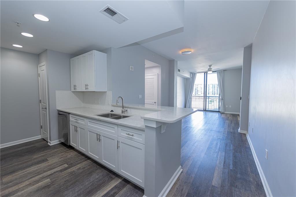 3040 Peachtree Road NW 613