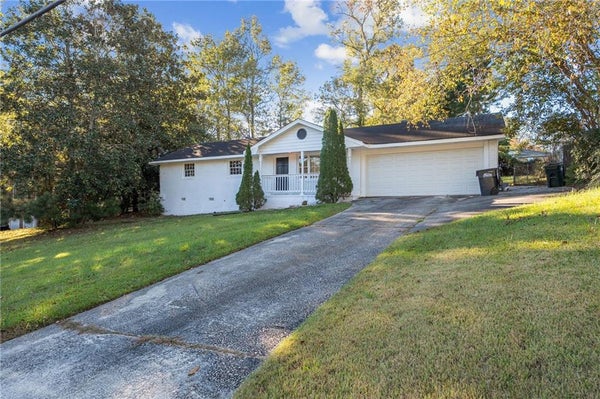 531 FAVORWOOD DR SW, MARIETTA, GA 30060 - Image 9ca6532769c2893a26e752570a49b2eb/1927467714