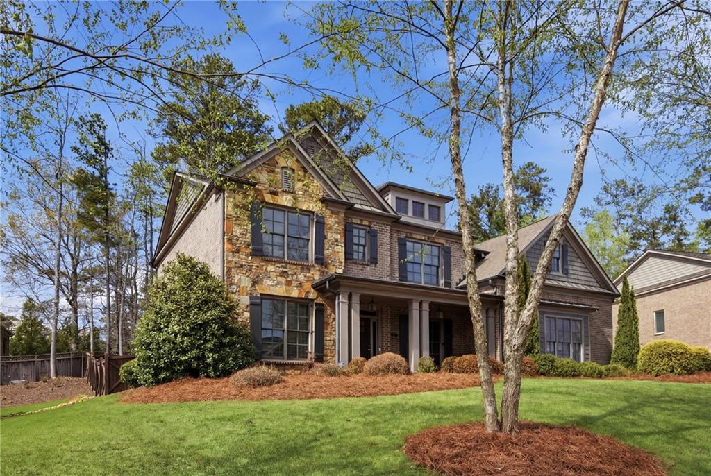 2732 Oak Glen Manor Road