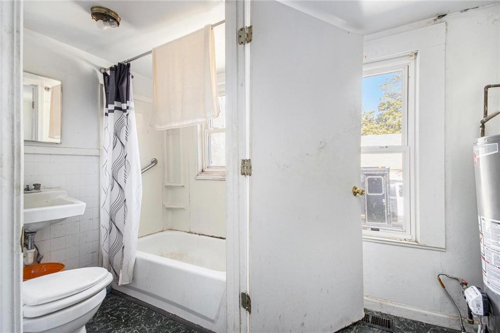 207 Taylor Circle, Palmetto, Georgia image 4
