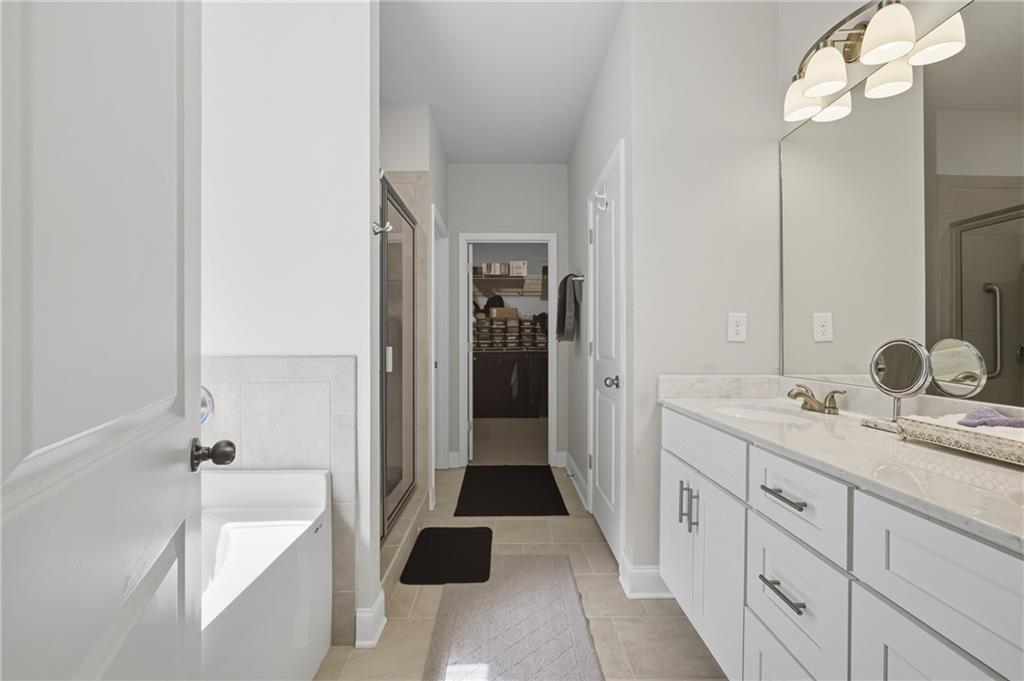 Loch Lomand - Residential